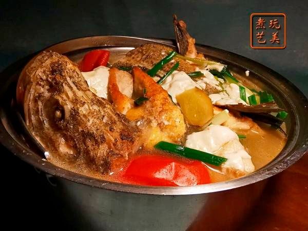 鱼炖豆腐，怎么煮都好吃，冷水或热水下锅才能最美味呢？