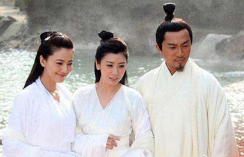 无崖子#扫地僧唯一忌惮的高手,三个徒弟都是天下无敌,徒孙当上武林盟主