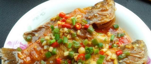 太阳鱼5种最好吃的做法,简单美味又下饭,看看你喜欢吃哪种