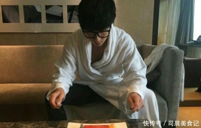 西瓜|吃西瓜我只服气薛之谦,普通的西瓜,被他做成不普通的样子