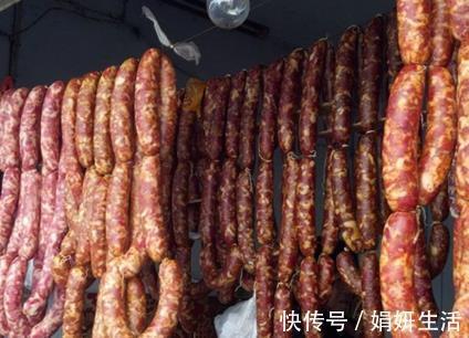 灌腊肠时,别直接晾晒,牢记“4技巧”,腊肠久放不坏,腊味十足