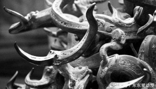 唯一|唯一无法伪造的古董,现代工艺无法复制,专家:数清多少条龙再说