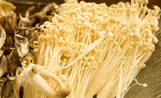 老夫妻|“长寿”老夫妻,不爱吃米饭,偏爱3道菜,看一下你平常吃不吃