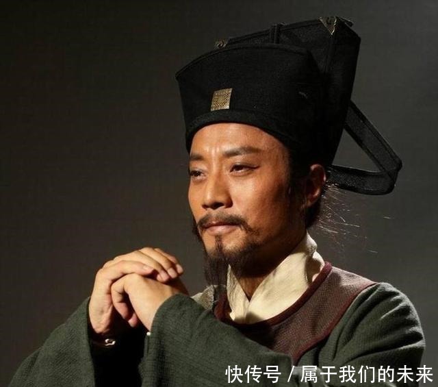 李逵|李逵喝下毒酒后,才真正识破宋江真实嘴脸,道出19个字,字字诛心!