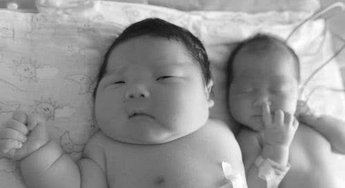 巨大儿|孕妇天天吃车厘子,当孩子出生后,医生都傻眼了