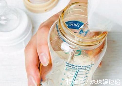 营养物质|宝宝小肠“坏死”,只因家长冲奶粉时的错误做法,医生怒斥:无知