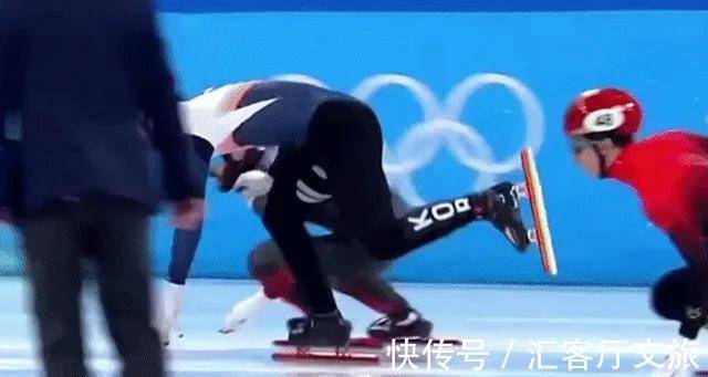 犯规|杀人式犯规!武大靖险被冰刀割喉,国人都被他激怒了!