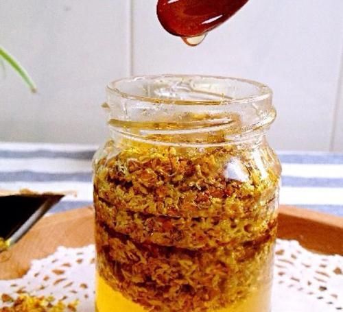 又到一年桂花香，教你自制桂花酱，香味浓郁，尝一口惊艳了味蕾