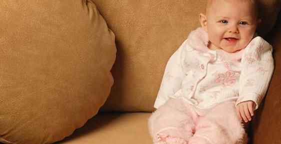 孩子|“鸟脸”妈妈不顾劝阻坚持生二胎,二宝顺利出生后,全家人都嫌弃