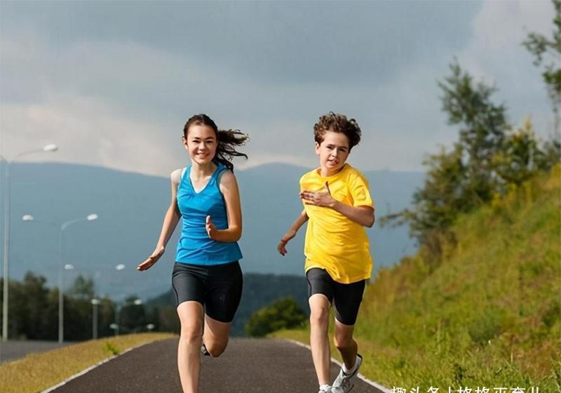 婴儿期|男孩什么时候猛长身高?