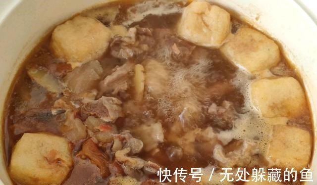 炖牛肉|秋季必备的高压锅美食,暖胃又暖心的金针菇牛腩煲!