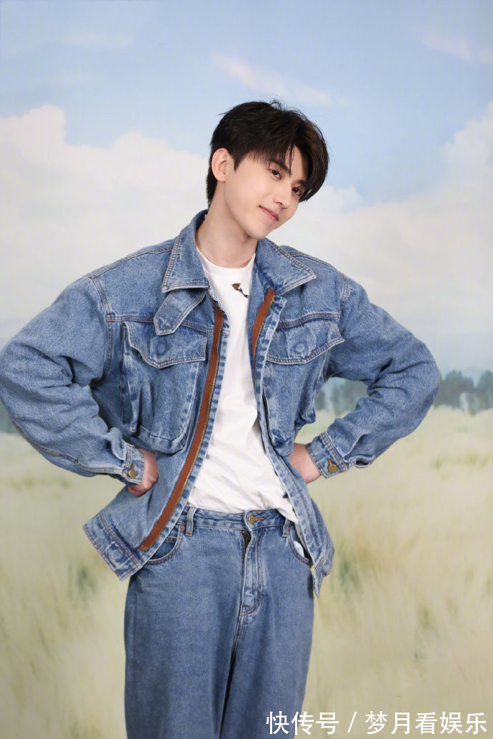 吉克雋逸|吉克雋逸做客新一季跑男,嫌團(tuán)服不夠秀身材,獨(dú)自穿露腰裝出鏡