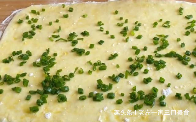 烙了2年的大饼，终于找到窍门了，这样做葱花饼，又软又香又好吃