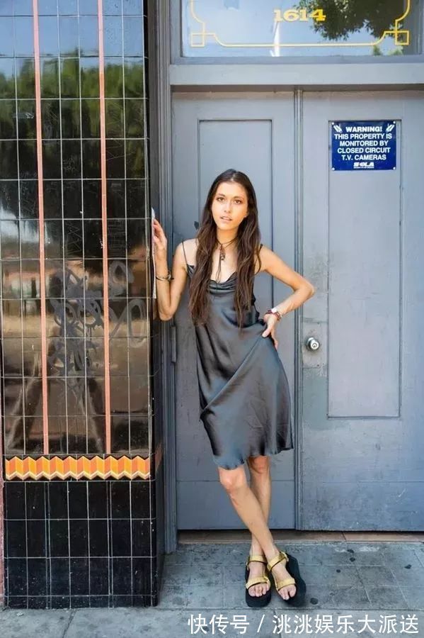 带货女王|女人一定要穿高跟鞋才有魅力这双凉鞋时髦到爆!