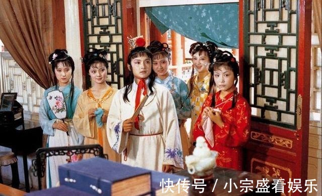 平儿虾|《红楼梦》:平儿虾须镯丢了,王熙凤为什么不让大家找?