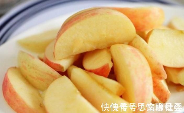 睡眠香|苹果和此物一起煮，睡前一碗，睡眠香，气血足，女人多喝不显老！