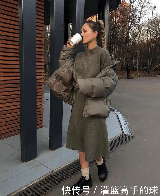 通勤|羽绒服如何穿得实用又时髦10款街拍搭配,带来冬日通勤全新启发