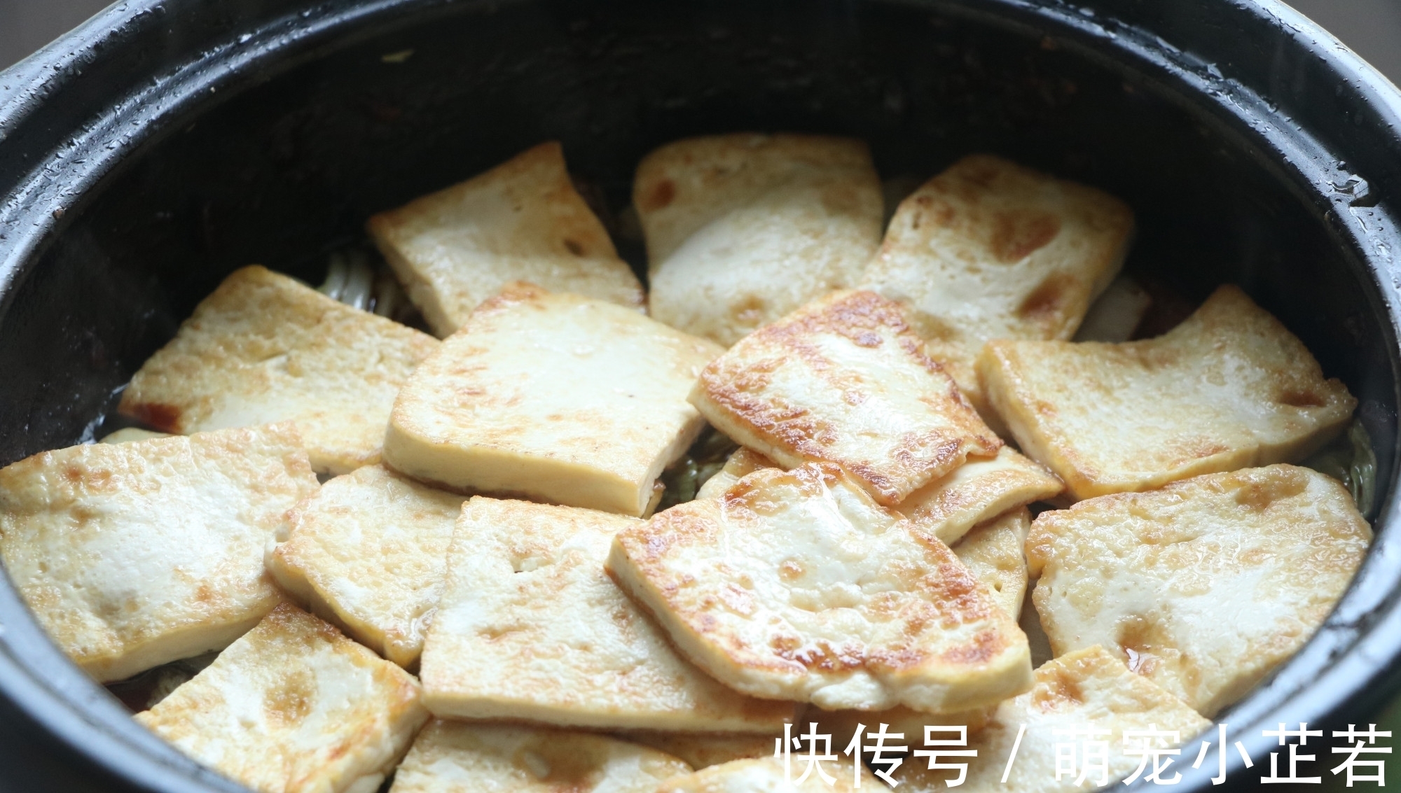 天冷了就爱这一锅炖菜，汤汁多好下饭，营养丰富，吃着全身暖和！