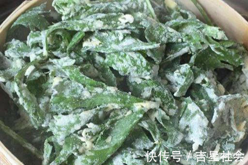 空干|吃芹菜,很多人都把最有营养的部分扔了,简单一蒸,我家都爱吃