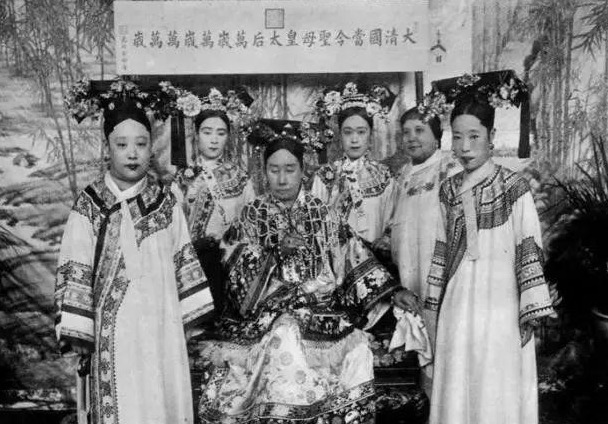 把夜明珠|慈禧的最后一天:早晨在处理光绪的后事,为何晚上含住夜明珠?