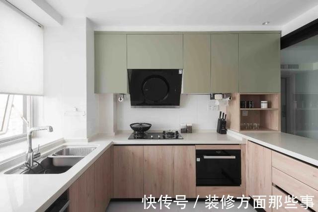 玄关|135㎡北欧风三居室，冰箱竟然在在过道的柜子里
