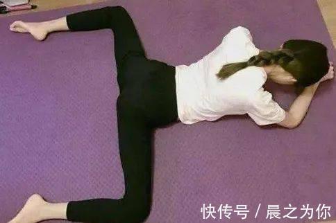 臀部|俄罗斯女孩坚持健身,练就细腰好身材,坚持3个动作,或能练同款