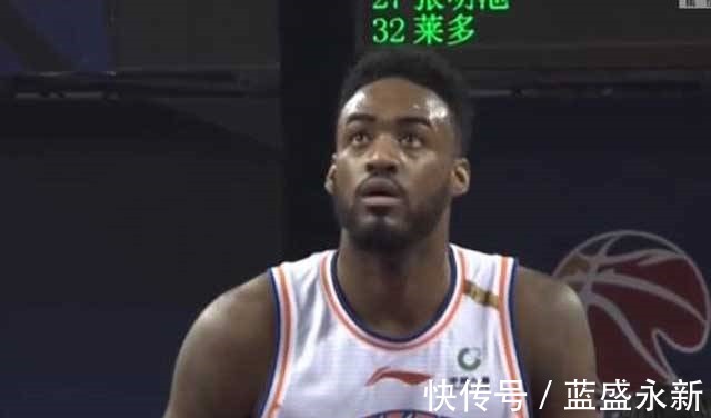 易建联|7分优势掀翻广东队!上海新星爆发,王哲林17+8,易建联多次挨帽!
