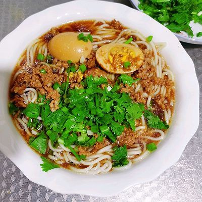 卤蛋面|臊子卤蛋面