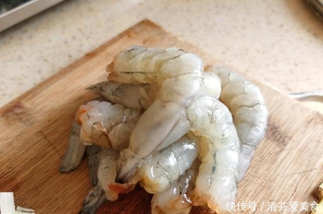 老少皆宜|父母身高不及格,儿子13岁身高172,分享长高的秘诀,很实用