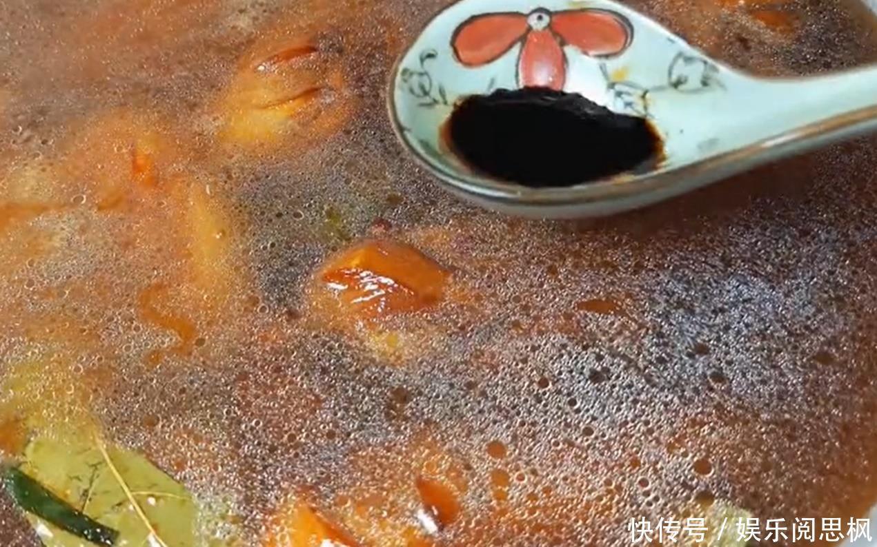 配方|酒店大厨珍藏多年的卤鸡腿配方，十分入味，筷子一夹就骨肉脱离