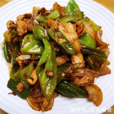 青椒|家常菜这么多，辣椒炒肉一定不可错过