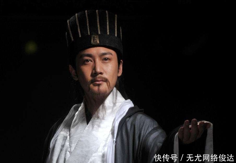 为啥|为啥徐庶刚上任就指挥的动关羽,而诸葛亮却不能呢?