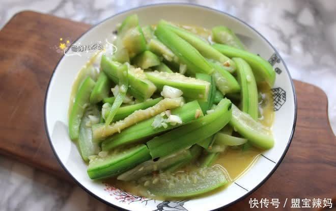 纹理|建议：家里若是不差钱，少吃土豆南瓜，多吃这菜，应季而食才健康