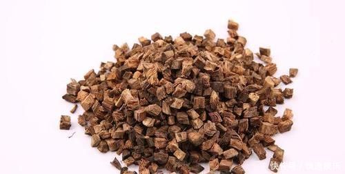 甲状腺有结节的人,4种常见蔬菜尽早忌口,甲状腺也许夸你聪明