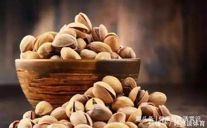 高兴|男性到了50岁仍有这些特征，值得的高兴，说明身体还很健康