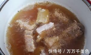 家常排骨菜谱，咸蛋黄排骨，做法简单，美味营养，吃不够