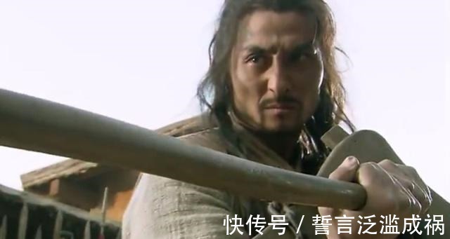 水浒!水浒中柴进为啥安排人试探林冲武艺,却不试探武松的不敢吗