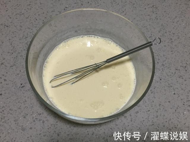 纯牛奶|夏天别总给孩子吃冰激凌！2个鸡蛋1盒牛奶，解锁布丁做法