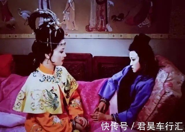 秦氏@贾宝玉一生,和黛玉恋爱,和宝琴定亲,和秦氏结婚,和香菱同穴