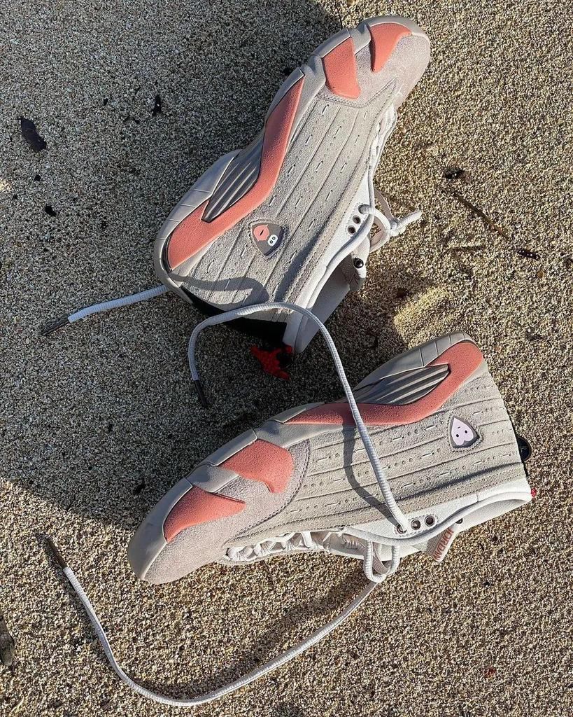 死亡之吻复刻实物曝光？CLOT的新年厚礼收好！