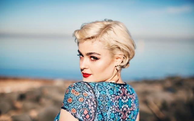 模特|凹凸女神魅力十足,160斤大码模特,健身塑造迷人身姿