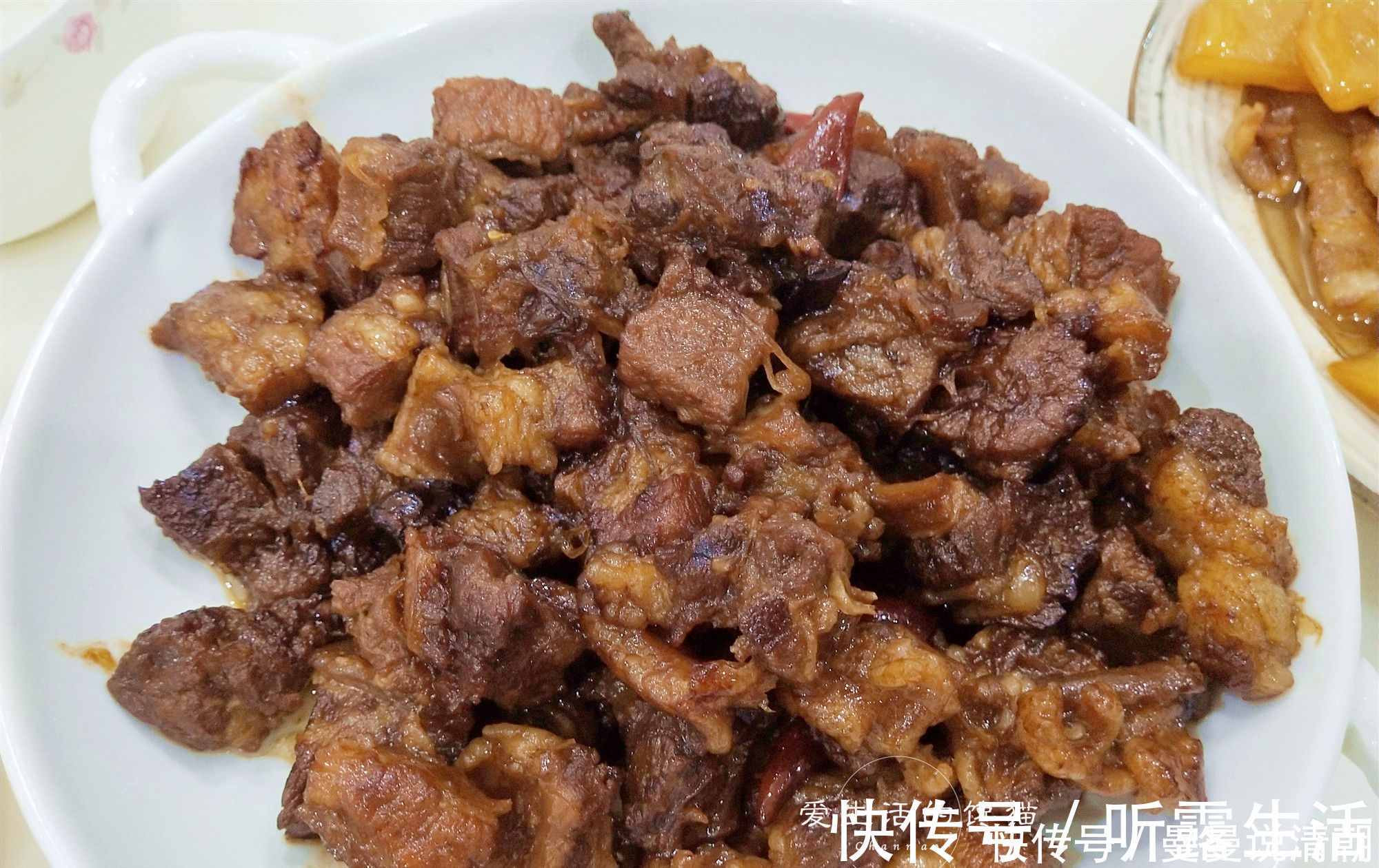 五花肉|带孩子回娘家，弟媳做了一桌菜，丰盛美味，网友这媳妇太称心了