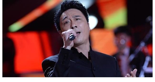 《追光吧》第一轮公演录完，吴建豪组全员晋级，还没播已淘汰一人