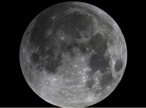 农历|今年元宵节,十五的月亮十七圆