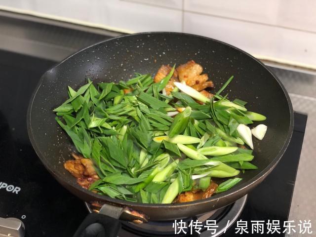 青蒜|色香味俱全的回锅肉,简单易上手,肥而不腻下饭美味