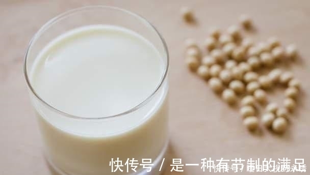 浸泡|打豆浆的时候,直接打浸泡的豆子是外行。再加一步,豆浆就香气浓郁,细腻