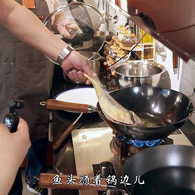 甜面酱|排骨焖黄鱼