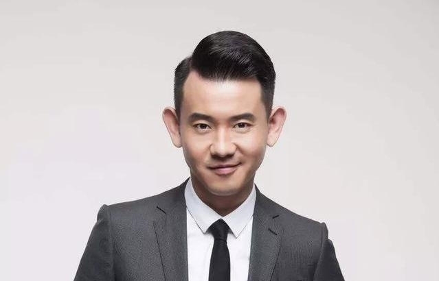 李好|湖南卫视损失惨重？当年四大主持为何集体跳槽？何炅汪涵将成独苗