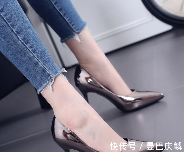 一字扣|性感高跟鞋，女人味十足