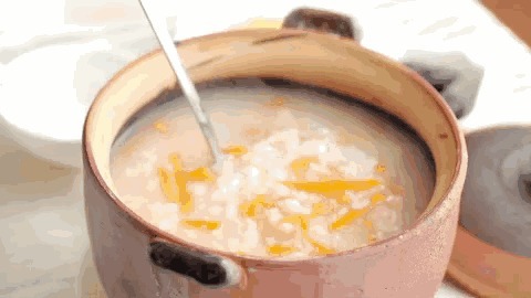 用电饭煲就能做的美食,不放一滴油一滴水,全家都爱吃